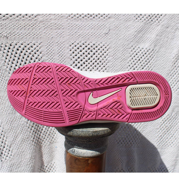 RARE 2010 Nike Zoom Lebron 4 Soldier Think Pink Women's Size 10 8.5M - Picture 9 of 10